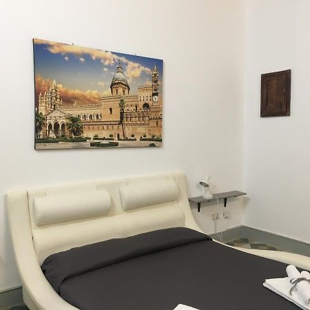 Hotel Le Stanze Di Regina Margherita Palermo Exterior foto